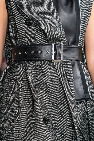 Look 8